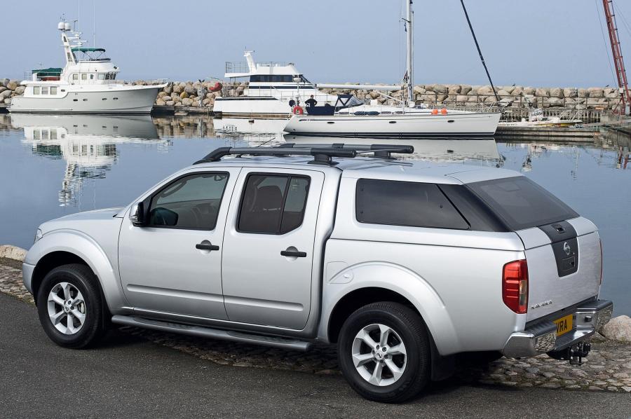 Nissan Navara Aventura X-Back 2008 года  (фото 4 из 6)
